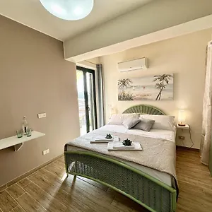 Amuka , Santo Stefano di Camastra Italia