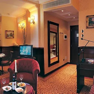 Atahotel Quark 4*, Milano Italia